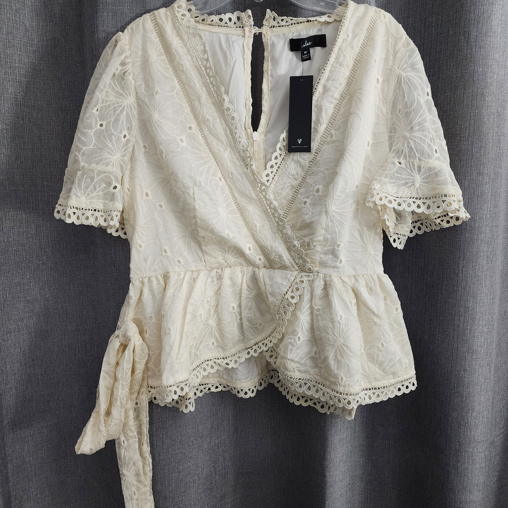 NWT Lulu's Cream Lace Peplum Blouse